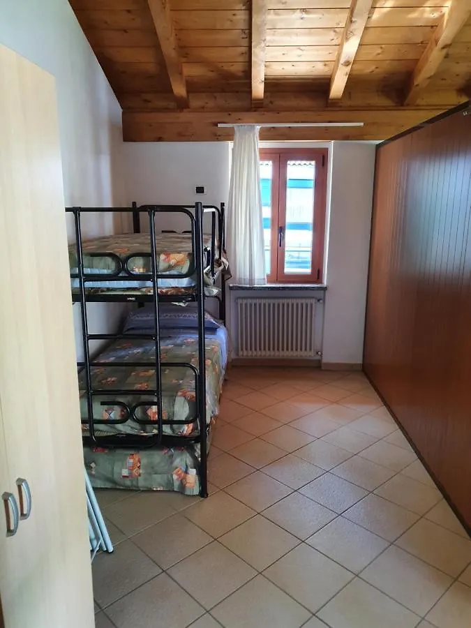 Bungalows In Camping Solarium Домазо